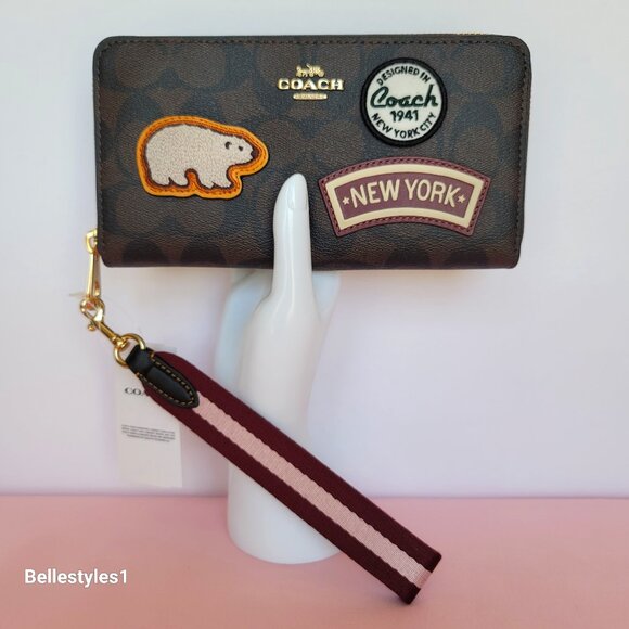 COACH Signature Canvas With Ski Patches Zip-Around Wallet/Wristlet-Brown Black - Picture 1 of 16
